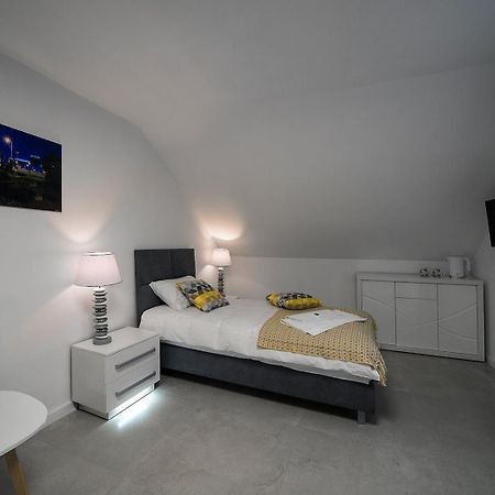 Kp Claudia Apartment Wieliczka Exterior photo